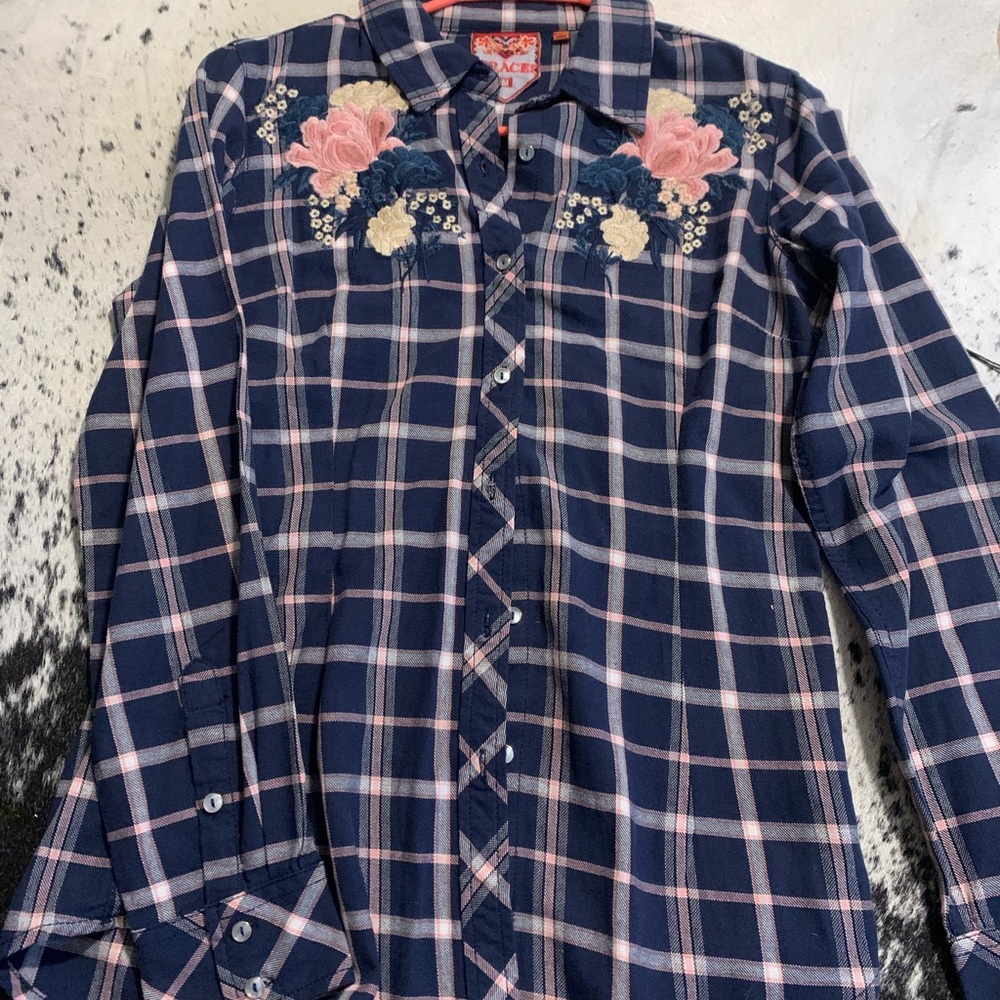 Grace in LA button down shirt